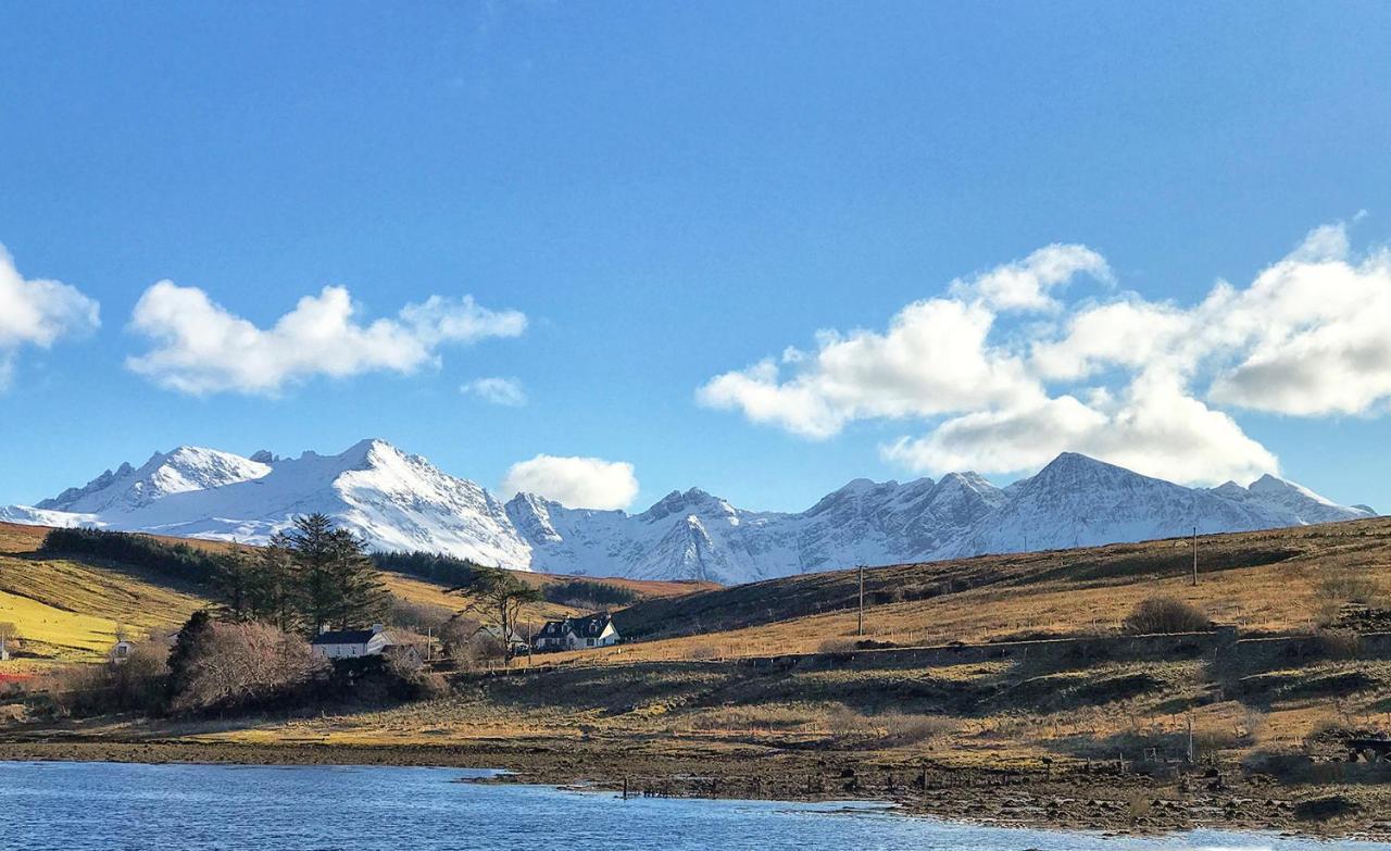 Luxury 4 Bedroom Cottage With Stunning Views Near Fairy Pools! Carbost  Dış mekan fotoğraf