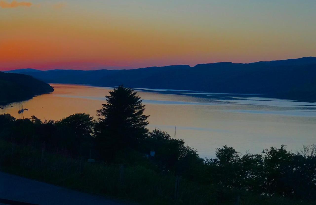 Luxury 4 Bedroom Cottage With Stunning Views Near Fairy Pools! Carbost  Dış mekan fotoğraf