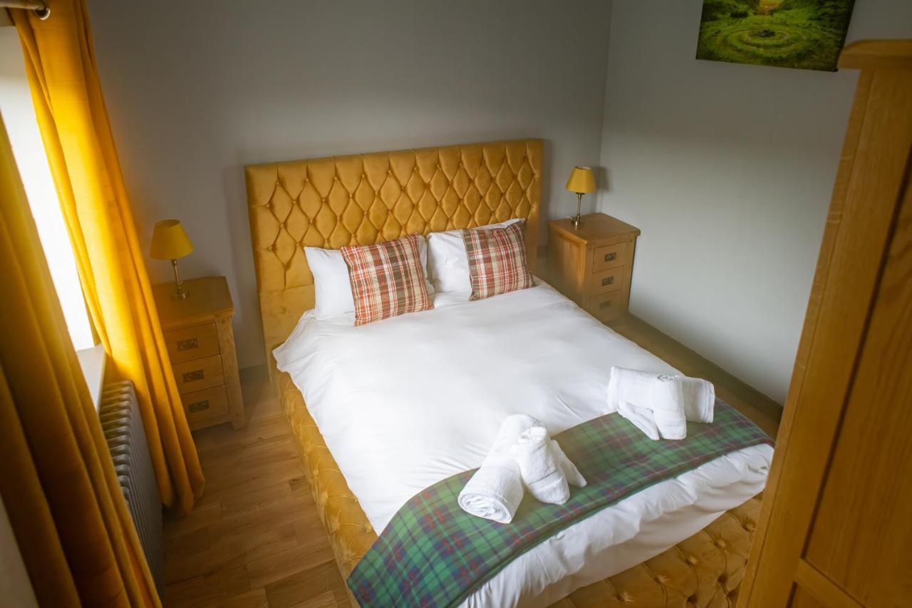 Luxury 4 Bedroom Cottage With Stunning Views Near Fairy Pools! Carbost  Dış mekan fotoğraf