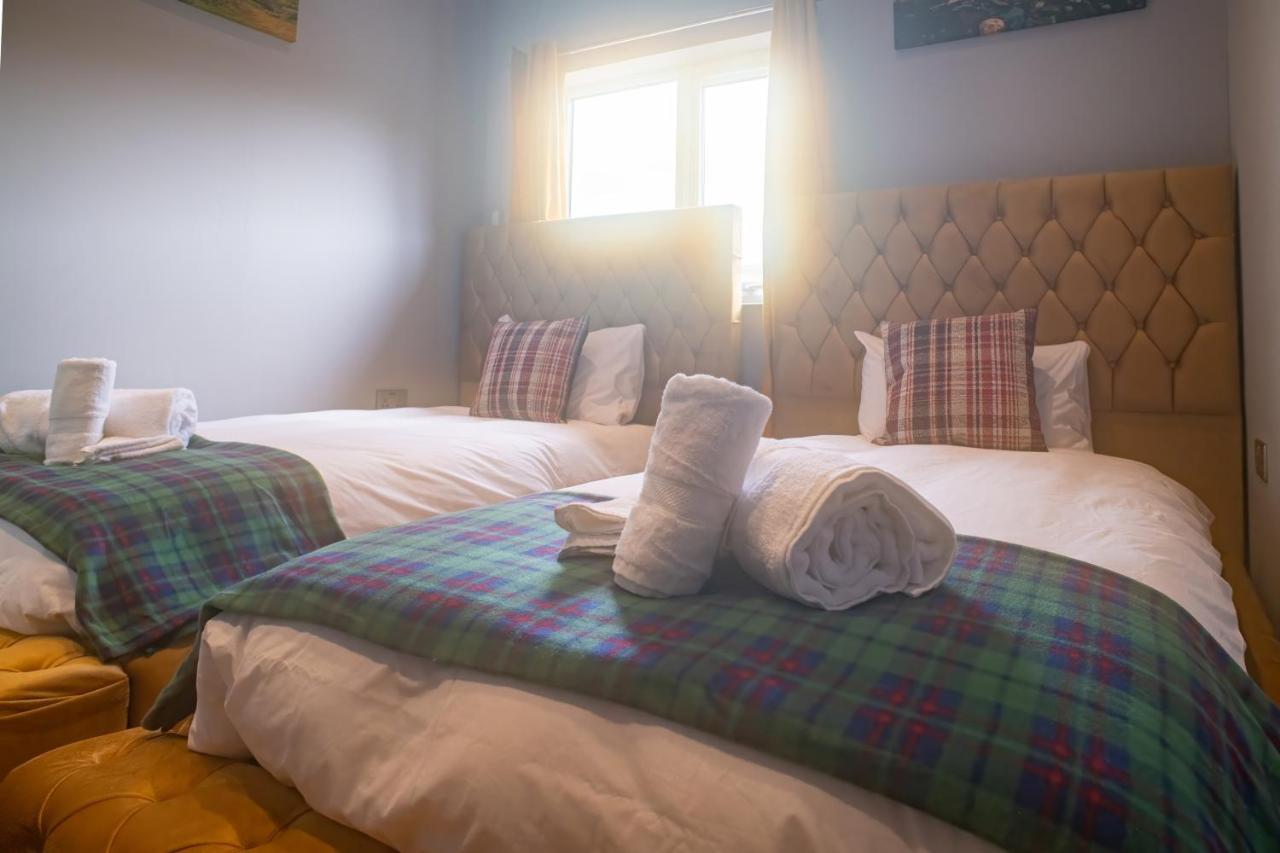 Luxury 4 Bedroom Cottage With Stunning Views Near Fairy Pools! Carbost  Dış mekan fotoğraf