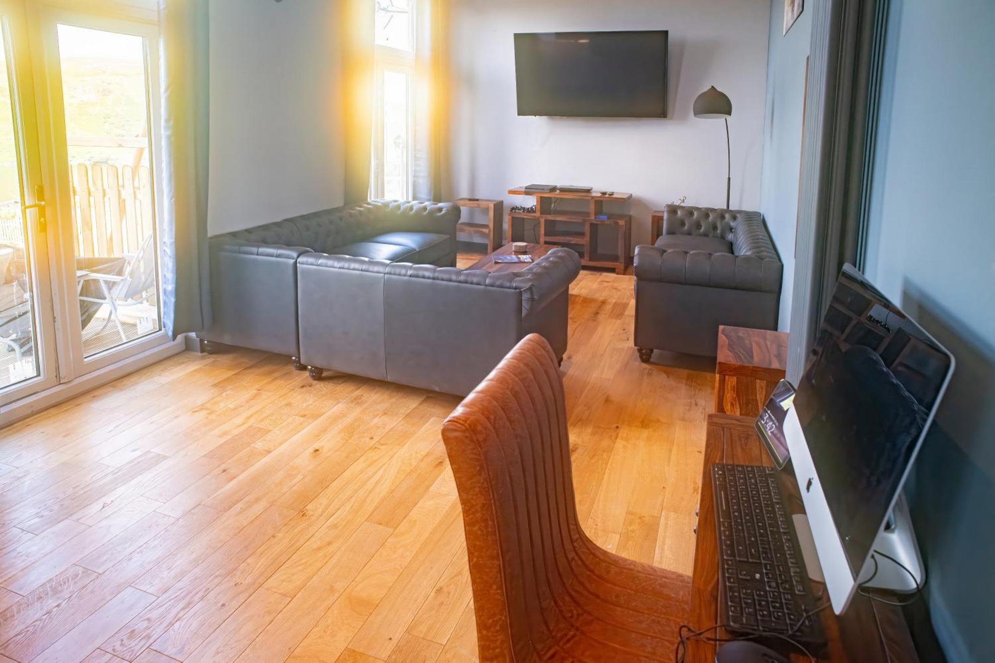 Luxury 4 Bedroom Cottage With Stunning Views Near Fairy Pools! Carbost  Dış mekan fotoğraf